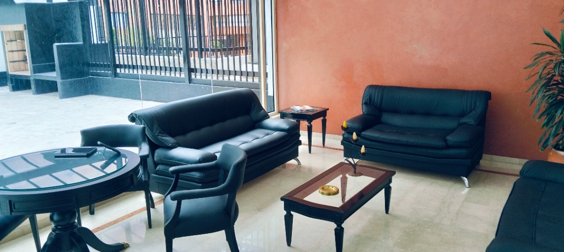 Cra. 11 #113-10, Usaquén, Bogotá, Colombia 4